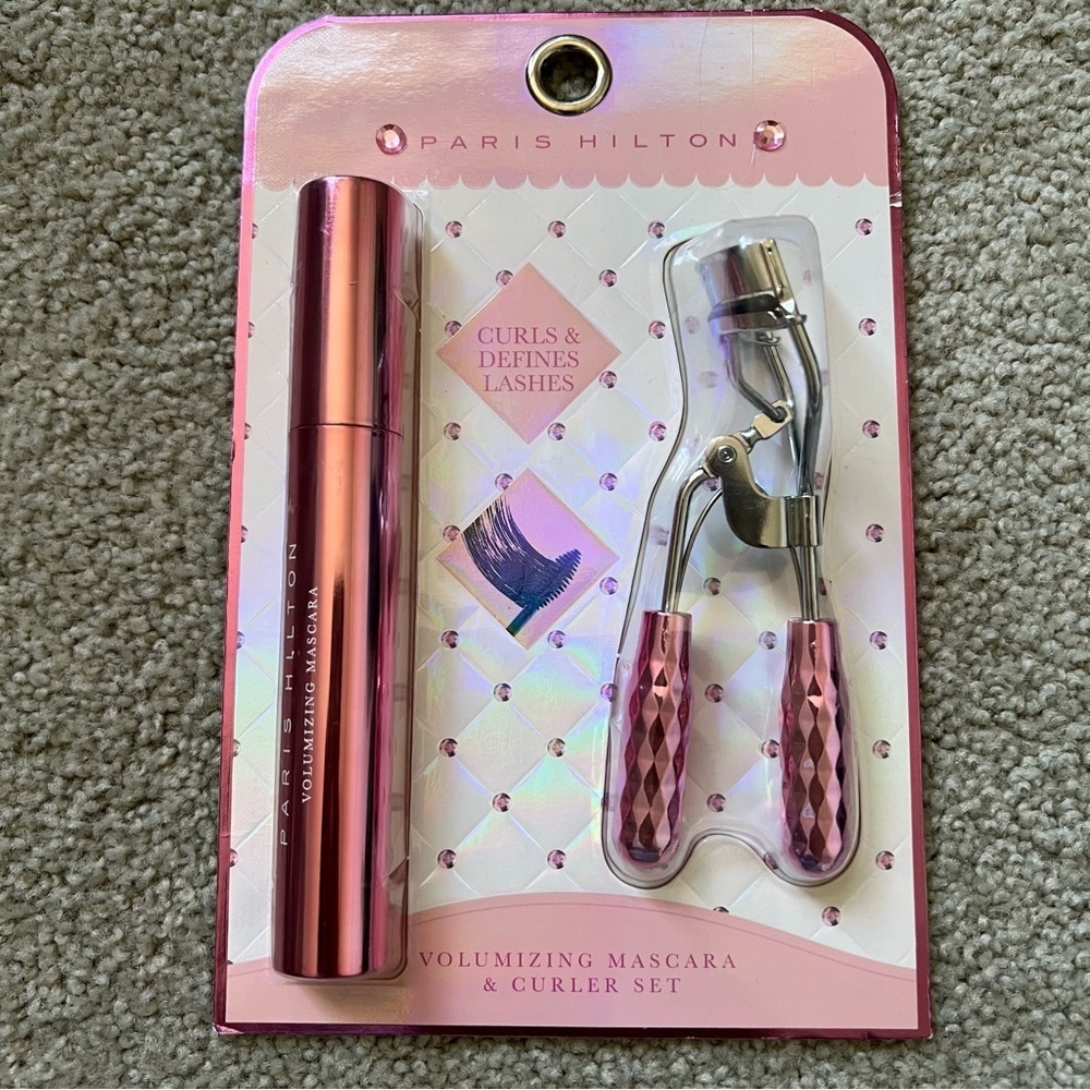 NWT Paris Hilton Makeup and Tools Accesories Set Mascara and Eyelash Curler